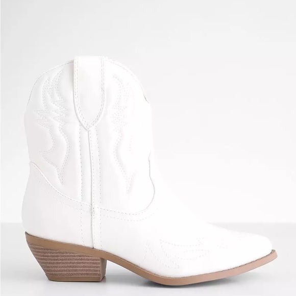 Western Ankle Bootie - Picture 6 of 9